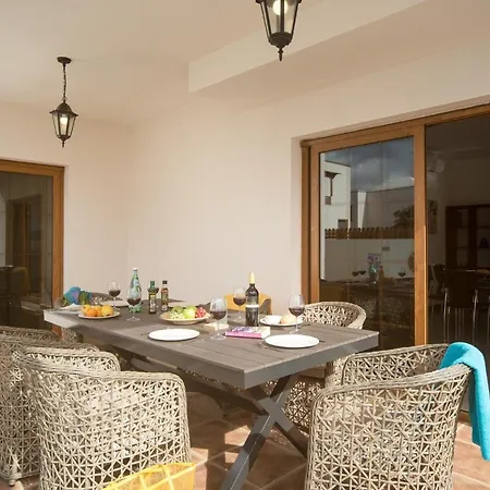 Villa Las Salinas * Teguise (Lanzarote)